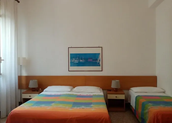 Ariston Petit Hotel